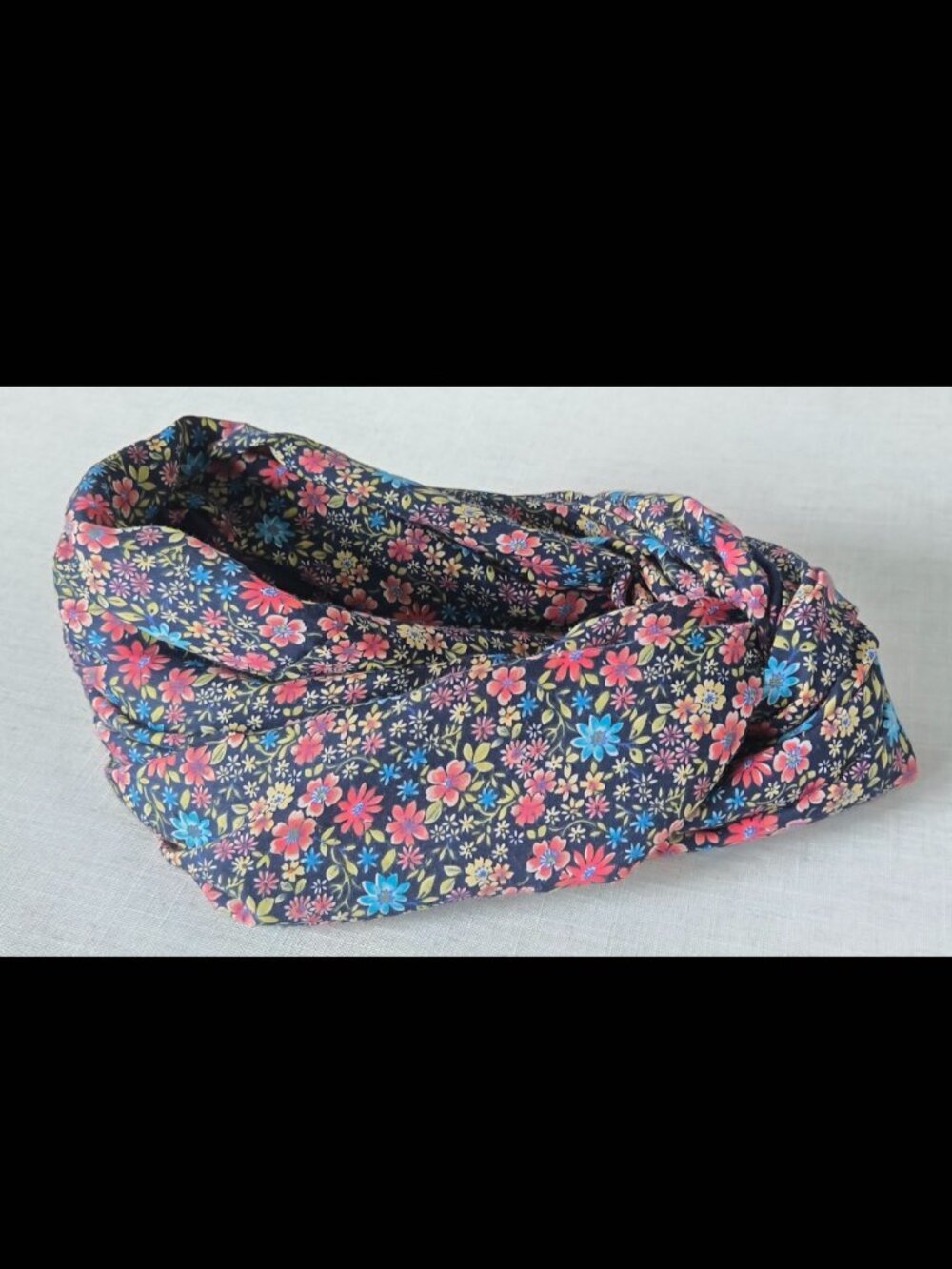 Talbots Accessories Reversible Scarf in 2 Floral on Navy Back Patterns